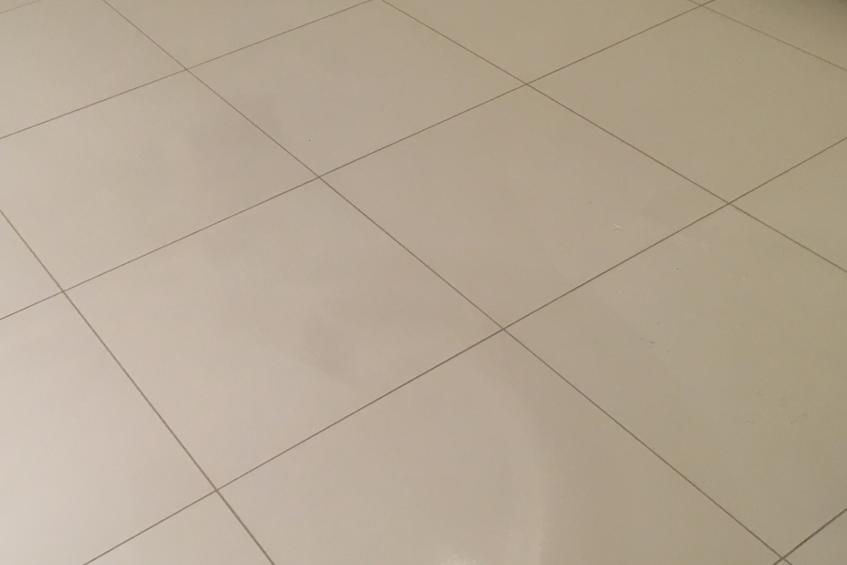 Cleaning Porcelain tiles Aylesbury